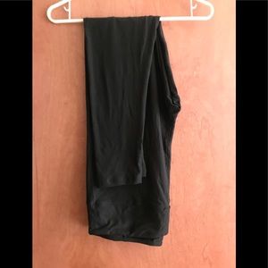 TC2 Lularoe Black Leggings